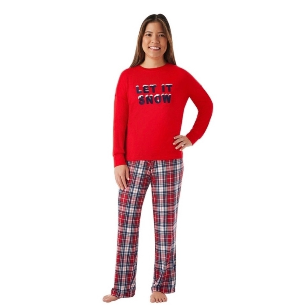 Red 'Let It Snow Women’s Holiday Pajamas Set; Size L